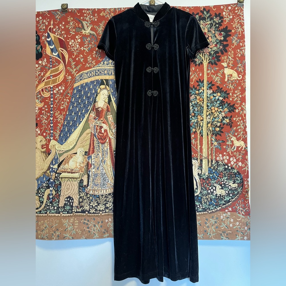 Vintage Velvet Black Dressbarn Chinese Cheongsam Qi Pao Maxi Dress Cover